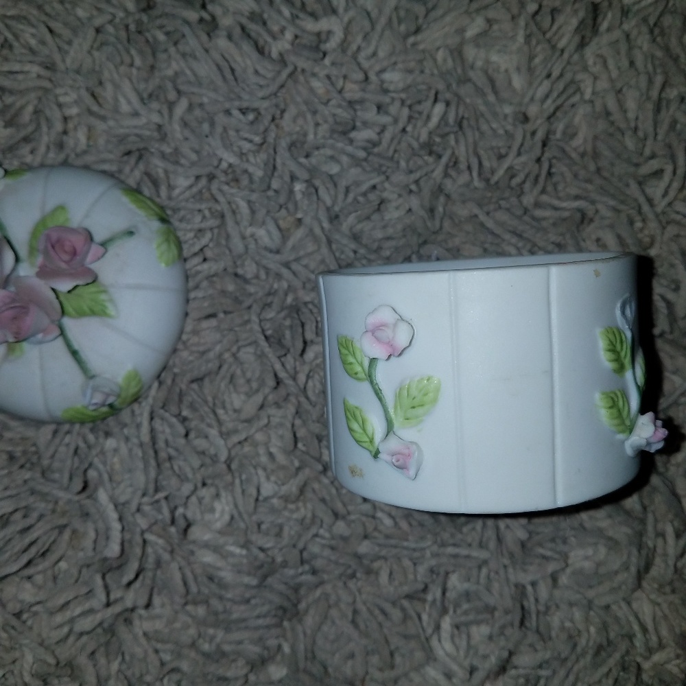 Lefton China - Picture 3 of 6